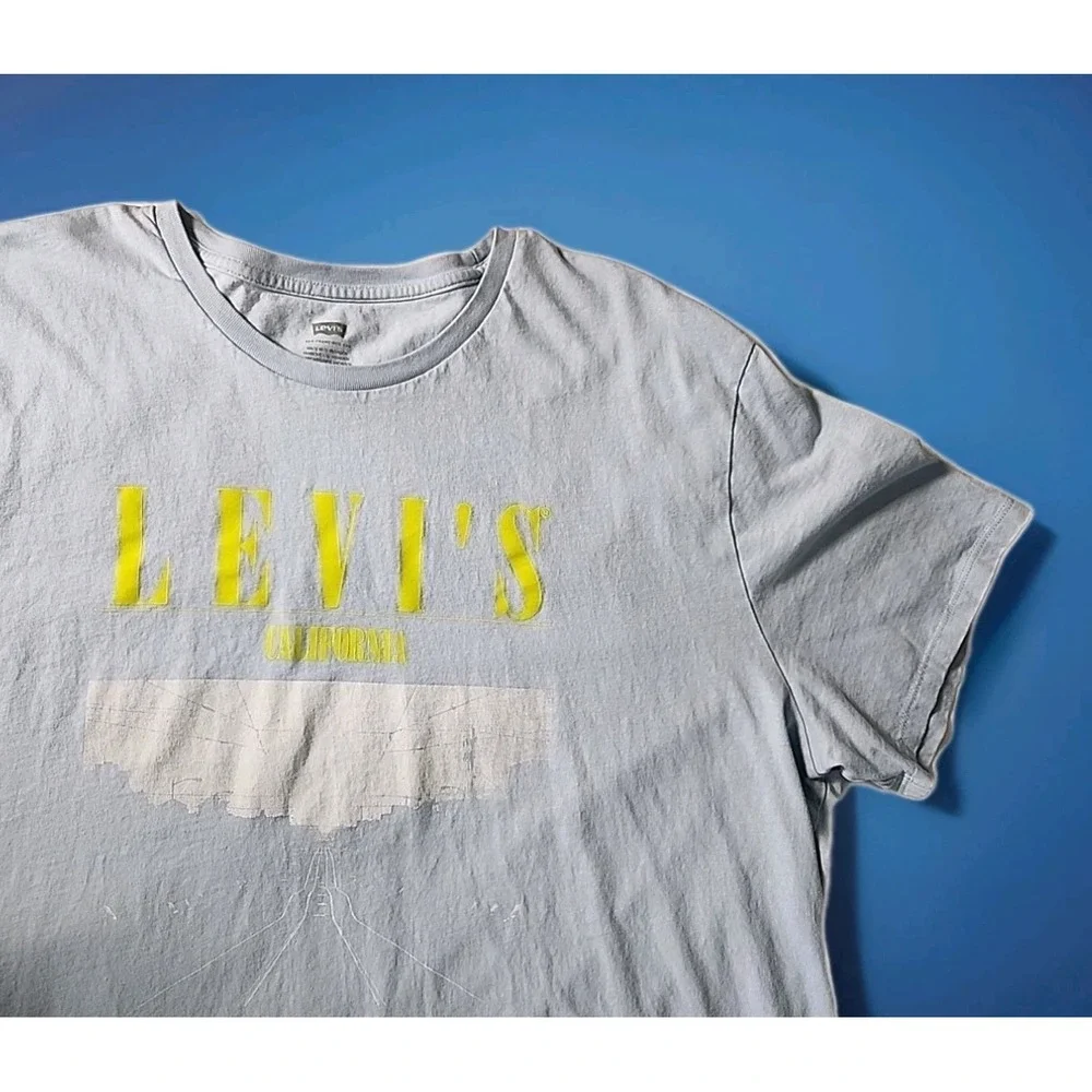 Graphic Levi's Men's 3XL 100% Cotton San Francisco, CA Box Tee Light Blue Retro